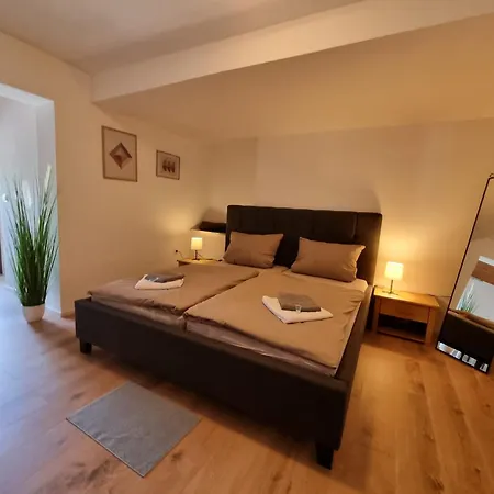 Hotel Die Burgschaenke In Burgjoss Pfaffenhausen (Main-Kinzig)